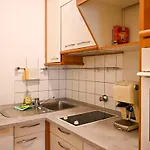 Bright Apartment Schoenbrunn Palace